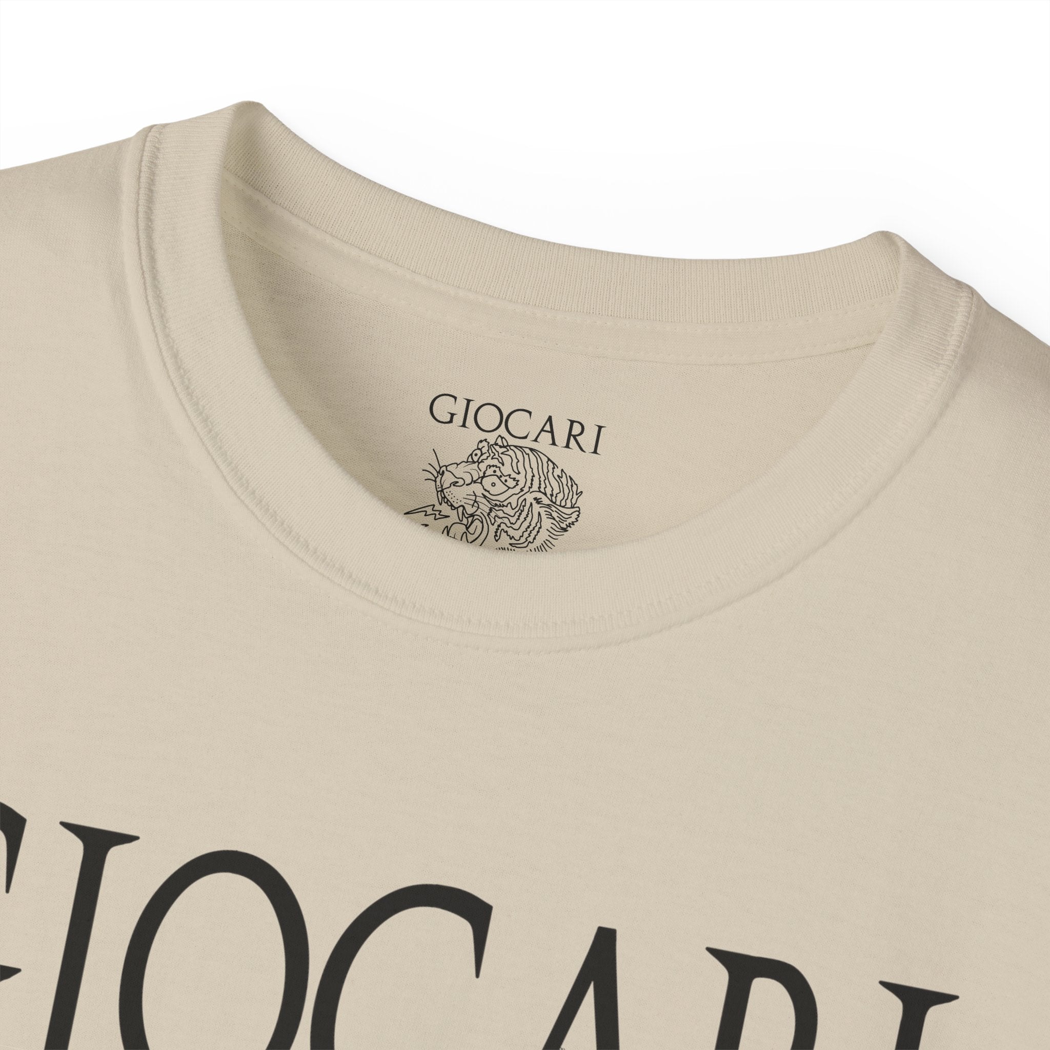 Giocari "LIVE FOREVER" T-shirt